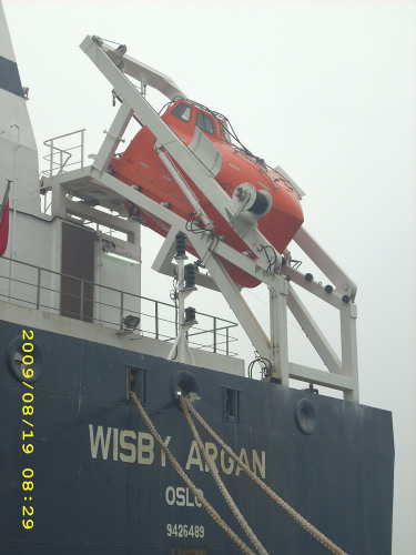 Launching Appliance of Free-Fall Lifeboat