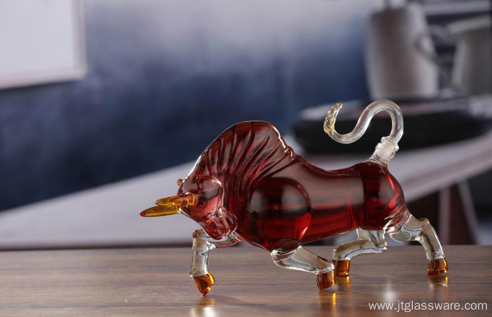 Bull shaped Home Wine, Liquor and Whiskey Decanter Glass