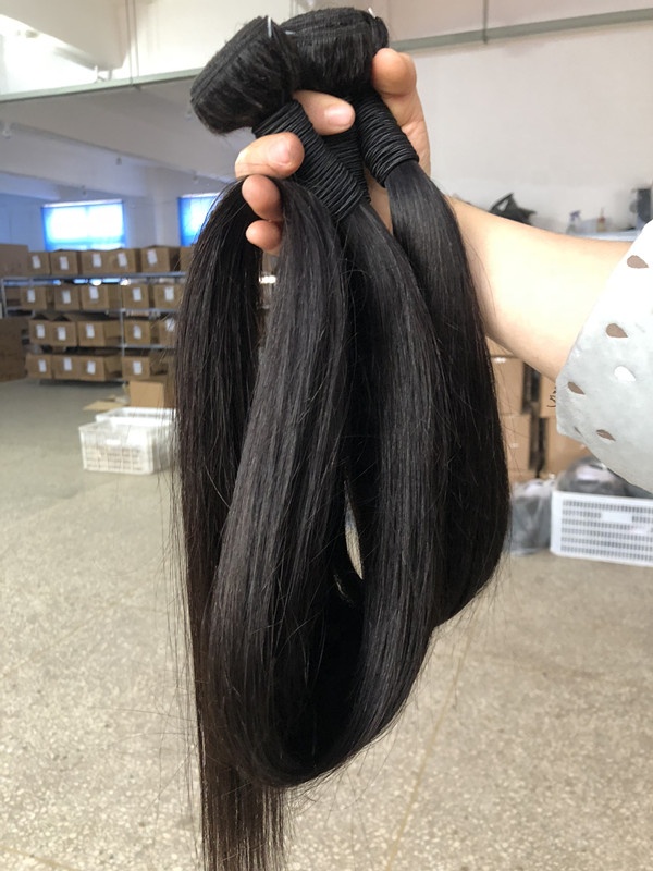 Best Quality Long Silky Straight  Brazilian Hair Weave Bundles  Natural Color Virgin Cuticle Aligned Hair