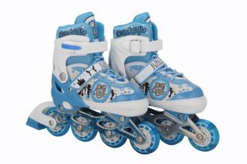 Inline skates with PU flash wheels