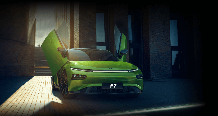 Xpeng P7 G9 Green China Electric Sports Car New Energy Compact Sedan City Transporter Intelligent Car Equipment