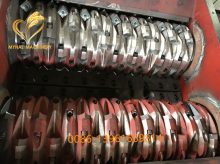 Twin shaft shredder machine