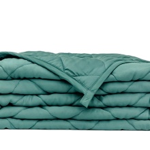 Мягкое уютное одеяло из 100% полиэстера из вторсырья