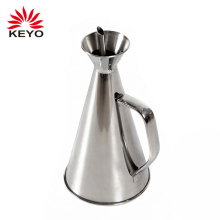 Classic No-Drip Oil Pot 500ml Olive Oil Dispenser Bottle Metal Stainless Steel Oil Can Dispenser For Kitchen And Grilling