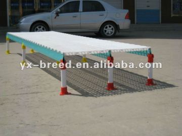 Broiler poultry feed slat