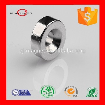 Countersunk neodymium magnet