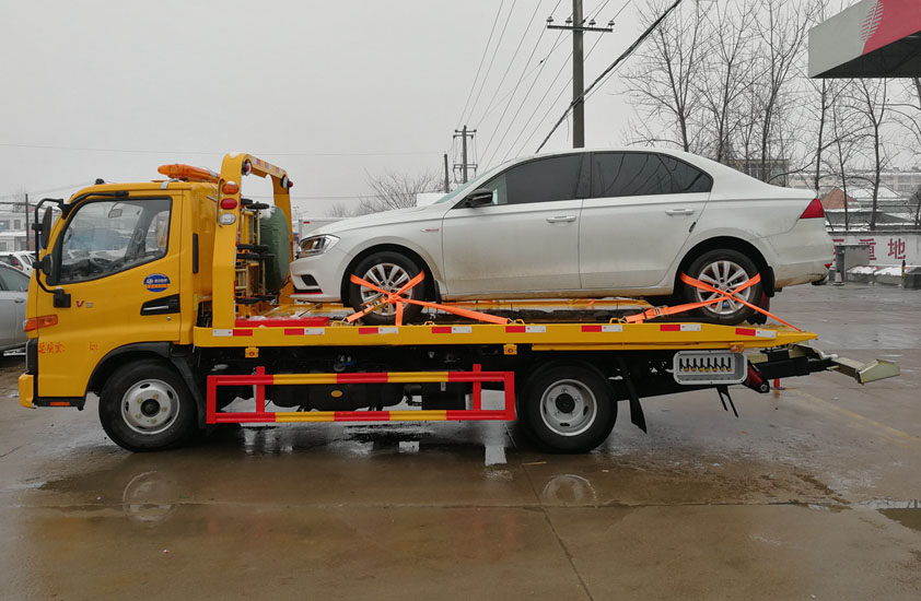 Flatbed Towing vehicle 5