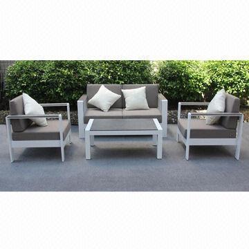 Outdoor furniture done with powder coating