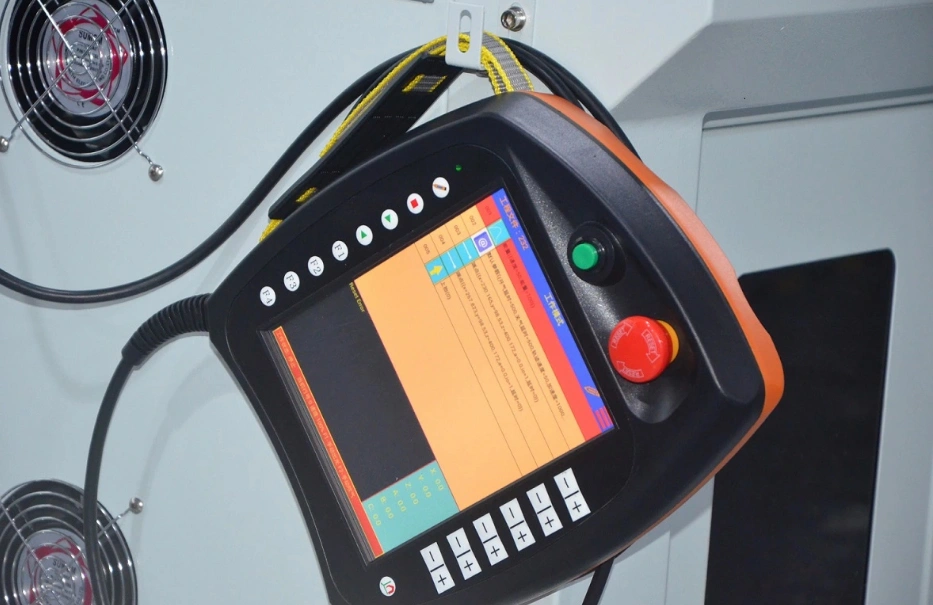 4-Axis Automatic Laser Welder Continues Metal Aluminum Fiber Welding Machine Laser