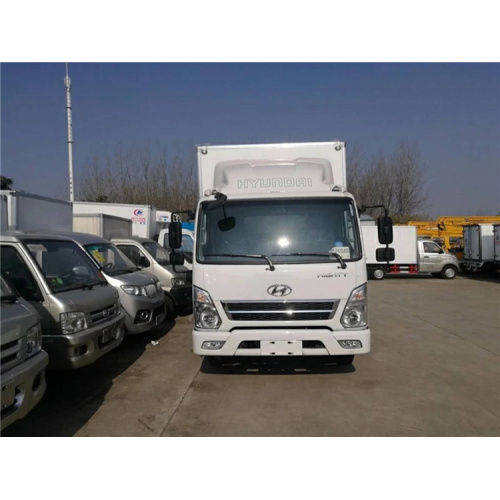 Truk freezer diesel Hyundai 141Hp