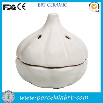 Creative design white terracotta garlic storage container for promotion