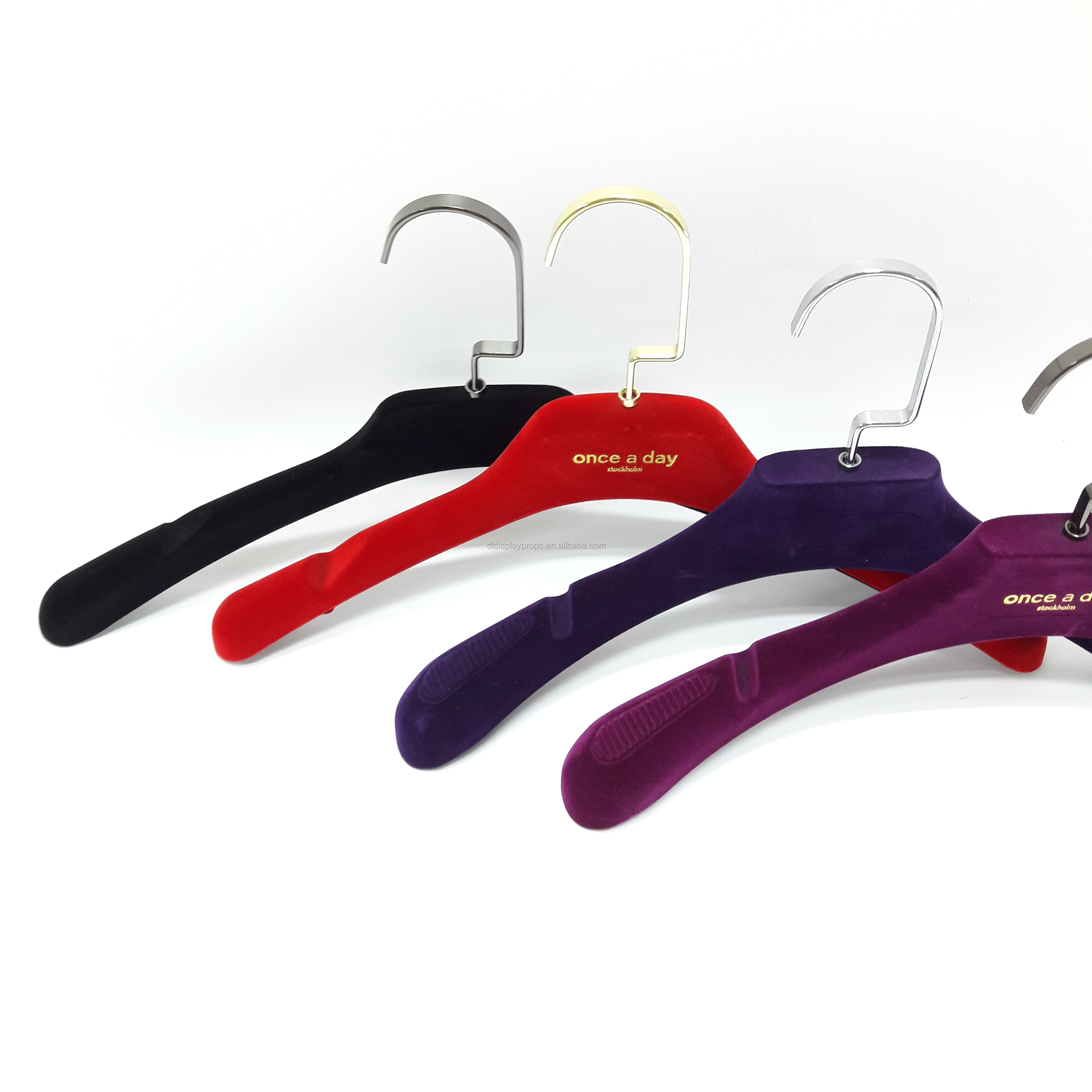 Black/Red/Purple Color Plastic Velvet Suit Hanger for Female