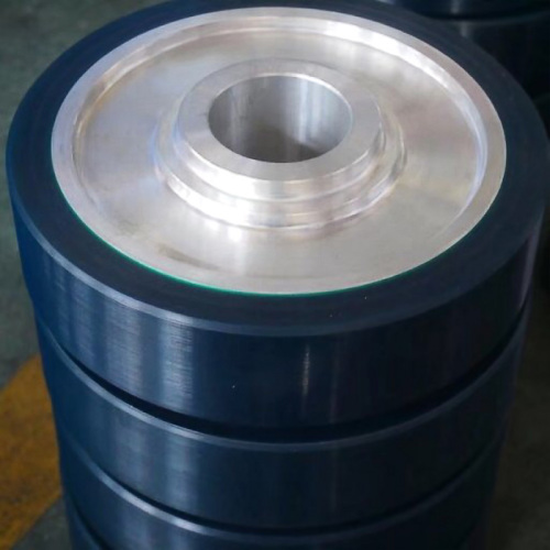 Aluminiumfelge mit aufgebrachtem Urethan-Reifenbeschichtungsrad