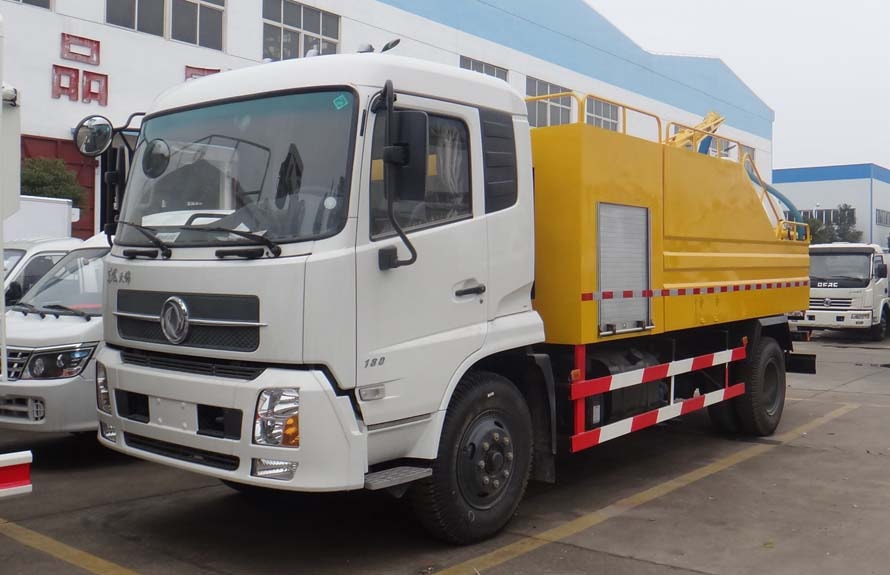 combination vacuum jetting truck