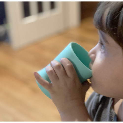 Taza del niño del bebé de la silicona del agarre natural