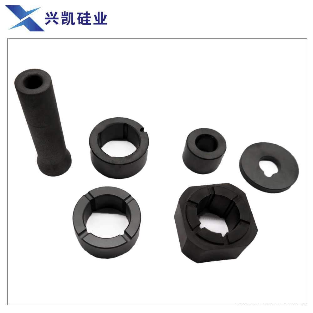 Ceramic bearing and shaft sleeve