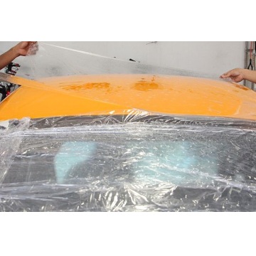 Détaillant de la voiture film de protection de la peinture