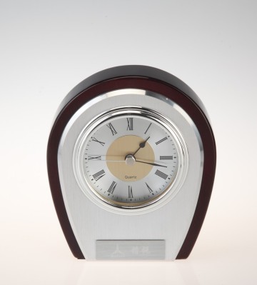 Good selling wooden desktop clock