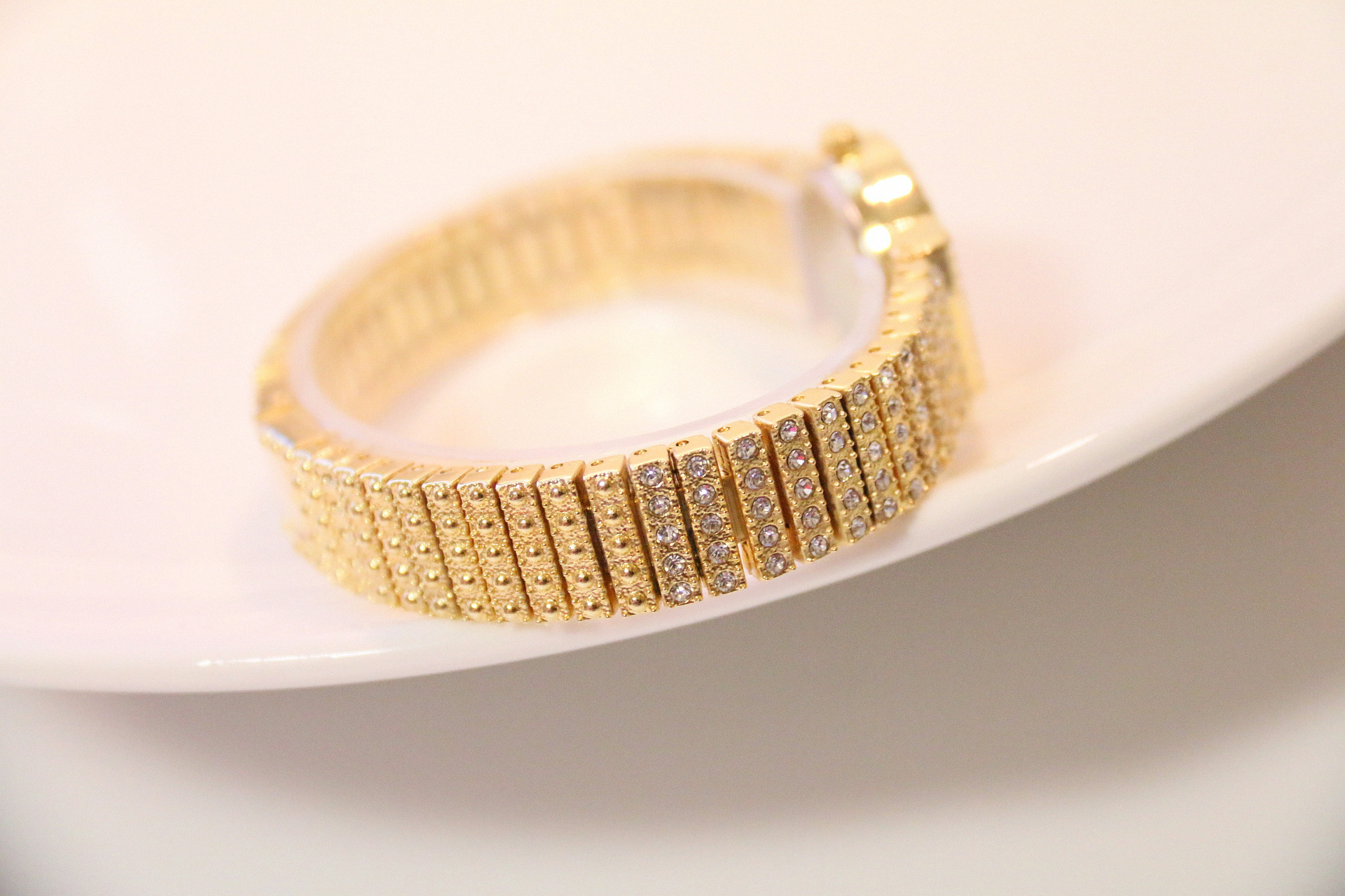 BS Bee sister Top Luxury Brand Ladies Casual Women's Bracelet Watches High Quality Diamond Quality Watch relogio feminino