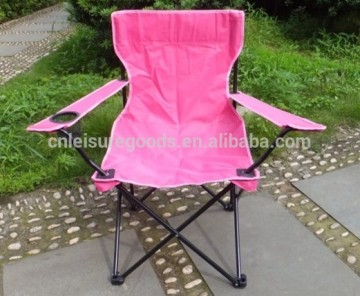 Armrest and cup holder folding beach chair