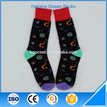 Special punctuation flower jacquard men socks