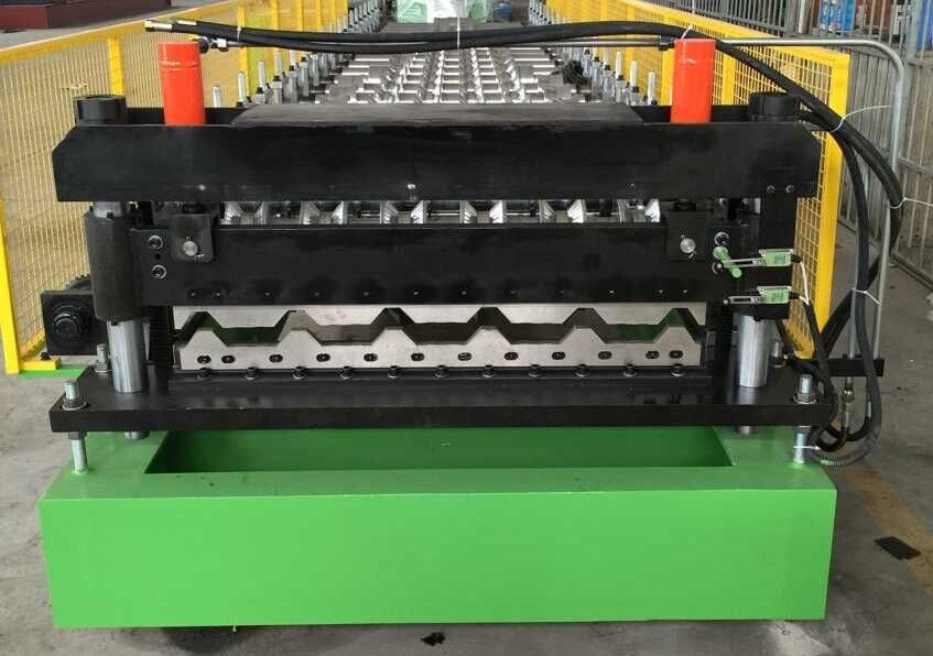 IBR trapezoid roof sheet roll forming machine