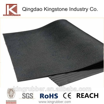 Durable stable rubber cow mat