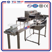 Chocolate enrobing machine chocolate coating machine
