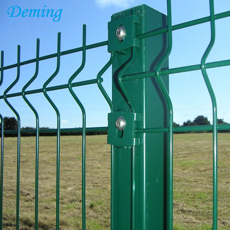 PVC Coated Metal Welded 3D Wire Mesh Fence