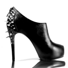 Lotoyo_Miss_Fast_Black_ankle_boots_lty052A