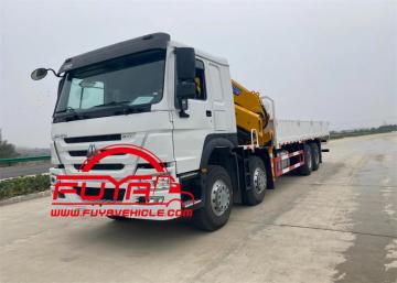 HOWO 25Tons Truck With Crane Folding Boom