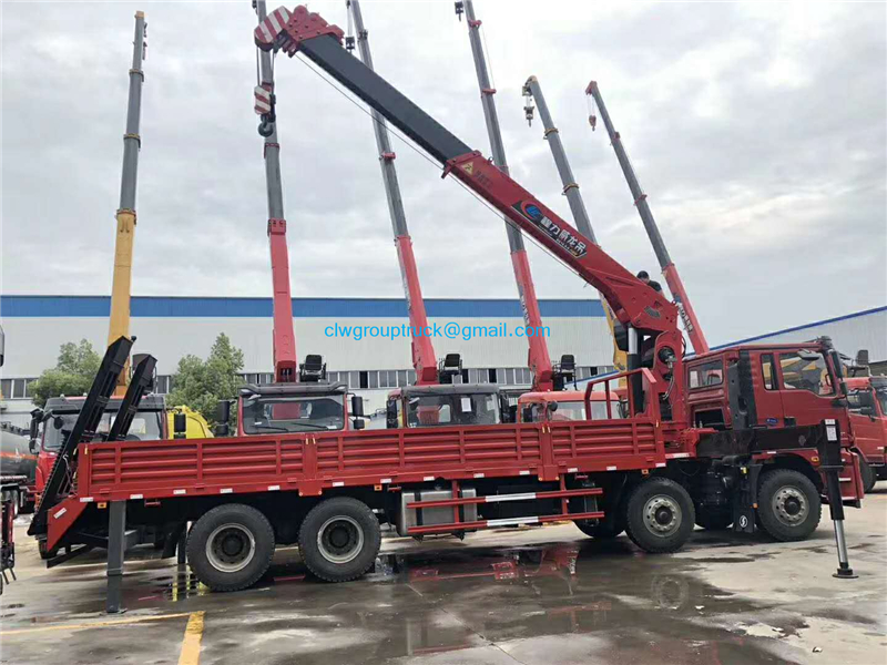 CLW 8x4 16 ton 5 arm crane truck