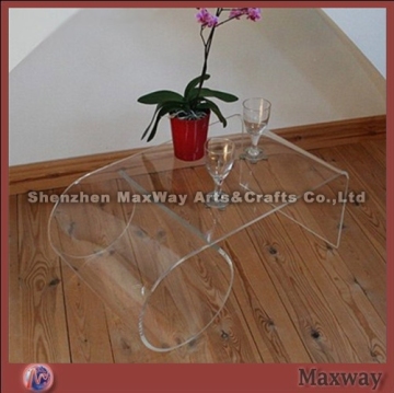 Clear and novel PMMA/acrylic end table