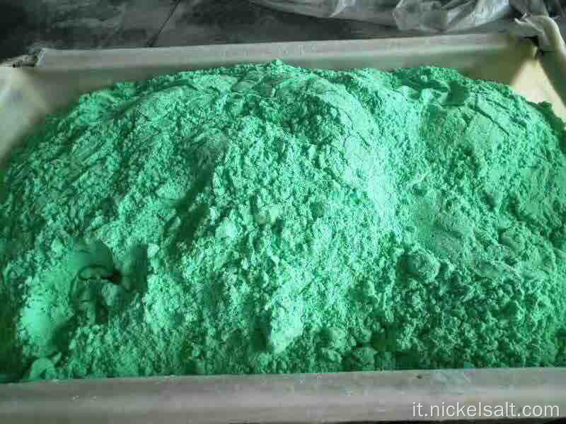 Tetraidrato di fluoruro di nichel in polvere verde di grado industriale