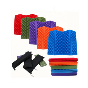 Portable Waterproof Sitting Mat and Xpe Seat Pad for Outdoor, Beach, and Picnic Use