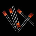 슈퍼 브라이트 레드 2 × 5 × 7mm 직사각형 스루 홀 LED 램프