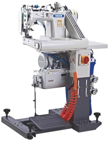 Automatische invoer van de naaimachine met kettingsteeksteek