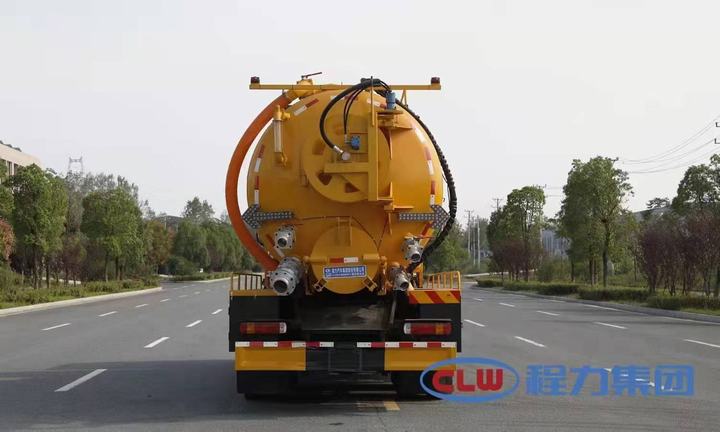 شاحنة شفط مياه الصرف الصحي كبيرة الحجم للإصحاح البيئي chengli