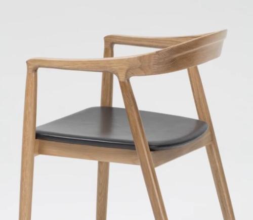 Oak Wood Dining Chair "The Chair"