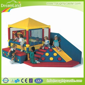 Soft play area / soft play ball pool