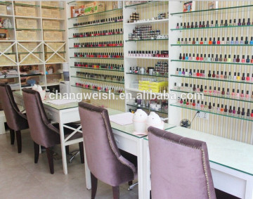 nail polishing studio