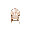 Model Classic Hans Wegner Houten Pauw Stoel