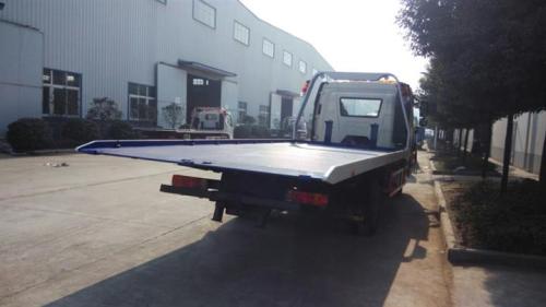 FAW J6 4x2 flatbed tow truck