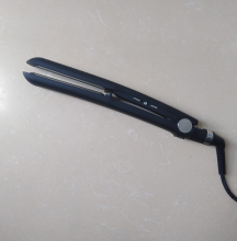 Automatic Temp Regulate 50W Titanium Plates Flat Iron