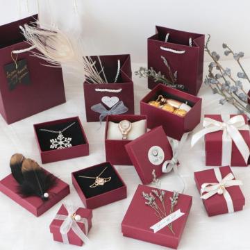 Packaging Paper Jewelry Box for Necklace Gift Bag