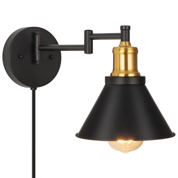 Verstelbare inlooparm plug-in wandlamp
