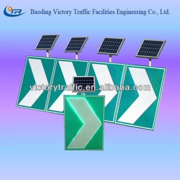 arrow traffic light sign/solar traffic arrow sign