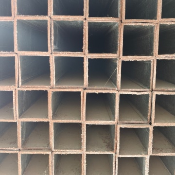 Tubo quadrato zincato 30*30*1,3 mm