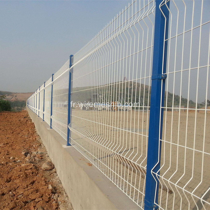 Panneaux de clôture en treillis soudés revêtus de PVC