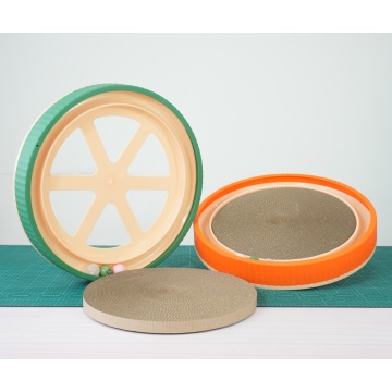 Interactive Cat Scratcher Pad with Spinning Balls